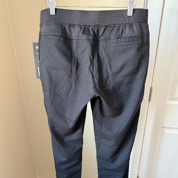 Grey’s Anatomy by Barco Mia Scrub Pants - Medium - Picture 2 of 4